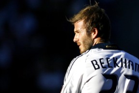 76人队实现三连胜，士气高涨，76人连败纪录