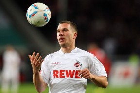 乌干达女篮在非洲锦标赛中持续突破，展现新兴篮球强国风采，乌干达女子篮球联赛